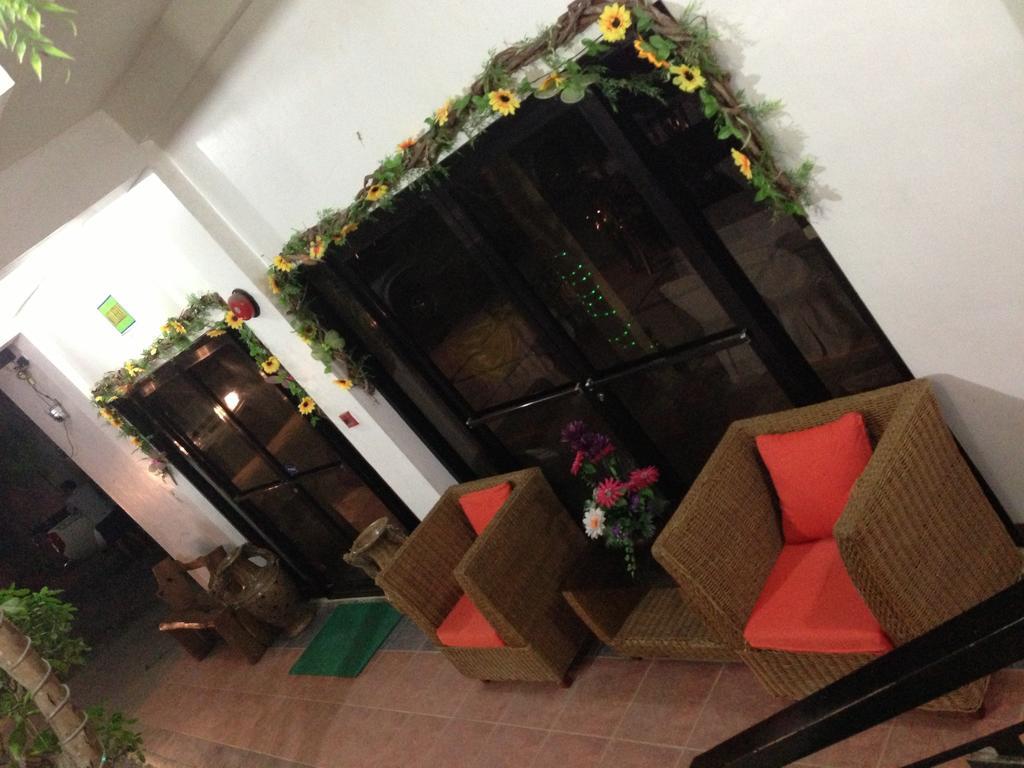 Hotel Reyna'S The Haven & Gardens Tagbilaran City Exterior foto